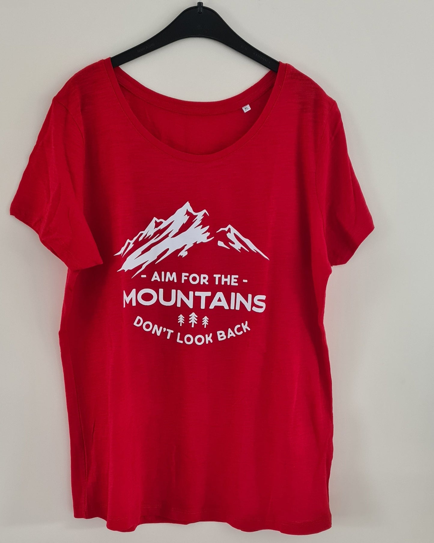 Aim for the Mountains - T-shirt