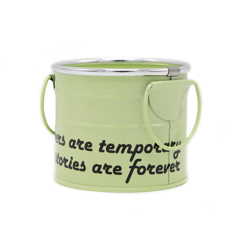Plot-Twist by Kim gepersonaliseerd Citronella kaars. Bedrukking met Drunk Stories. 18 uur brandtijd